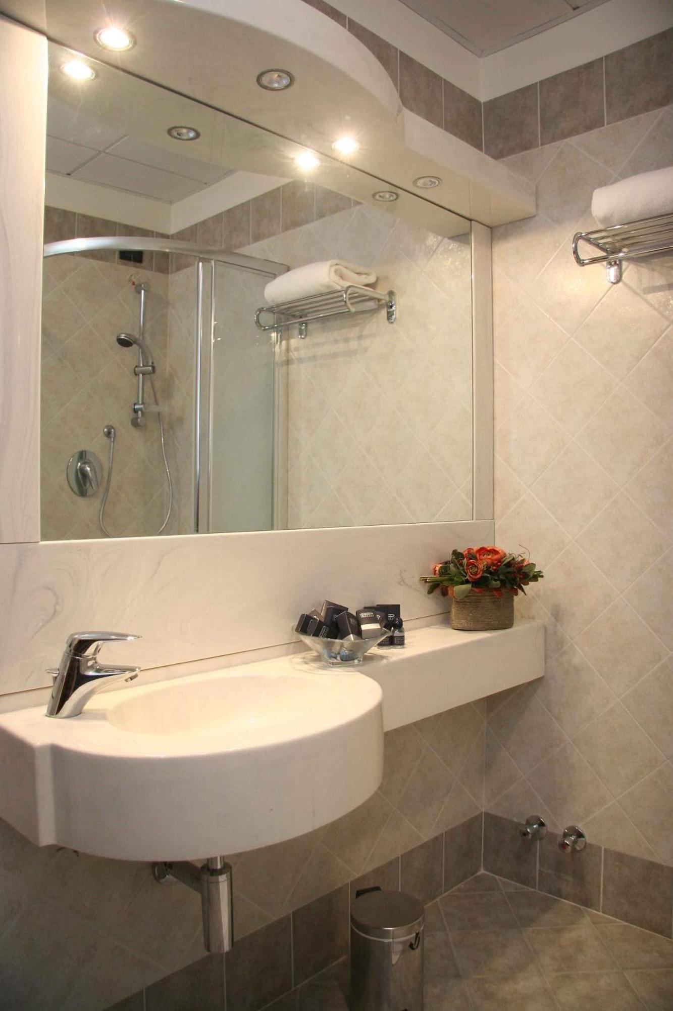 Hotel Parisi Nichelino Habitación foto